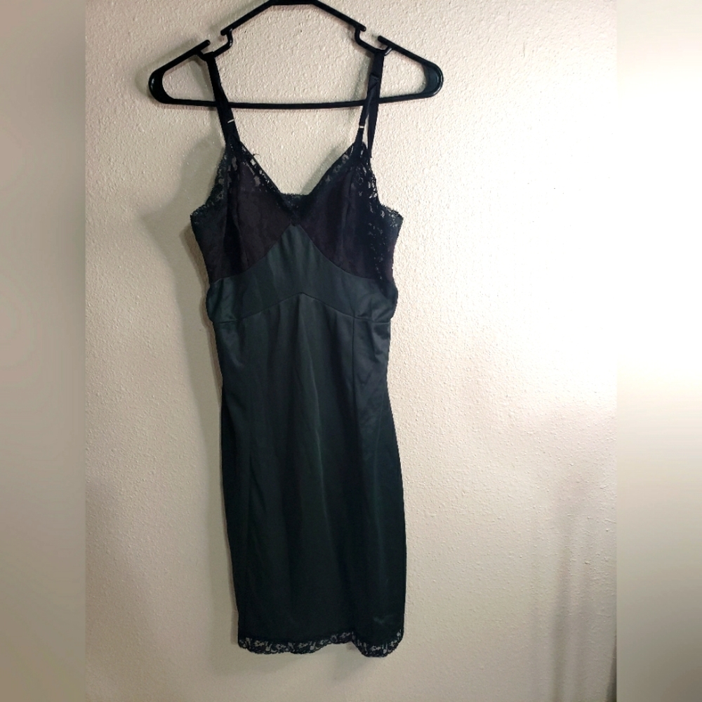 VTG Nylon Slip by Gaymode, size 34P